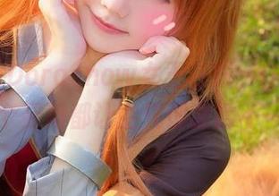 Sally Dorasnow女王在线，作品里她的每个姿势都让空气都变得不一样？